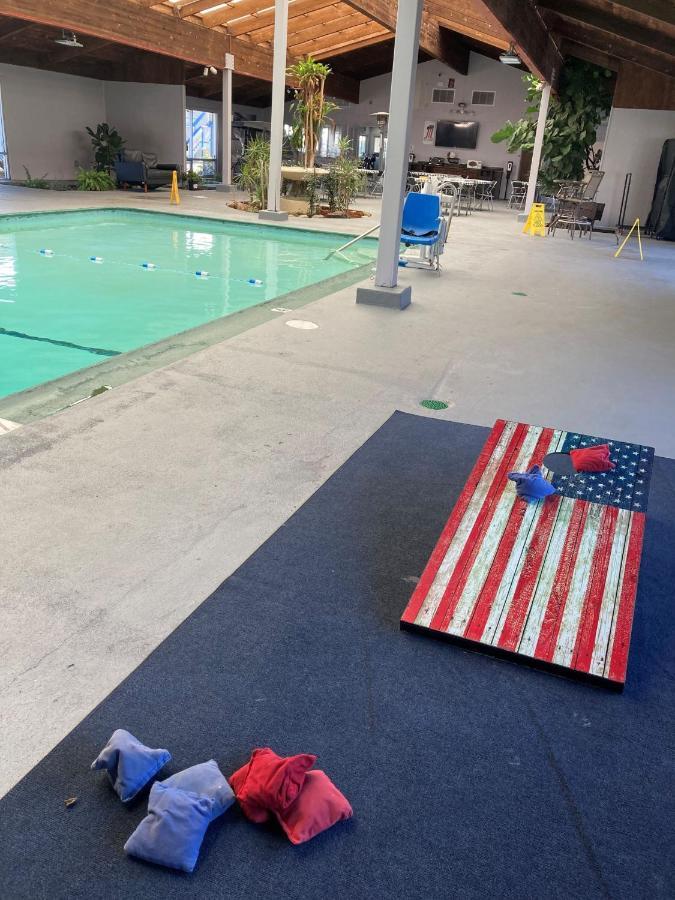 Hotel Coast Riders San Simeon