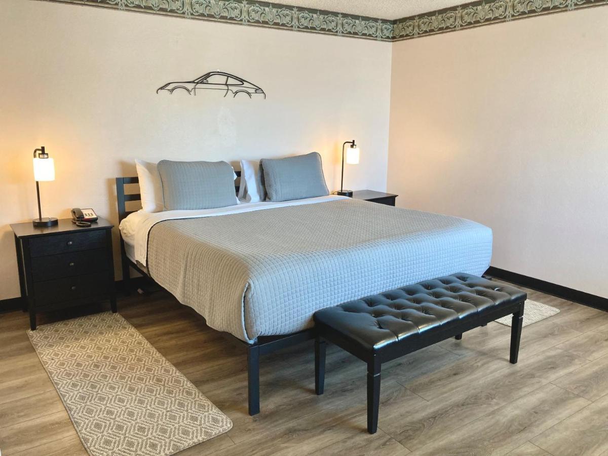 Coast Riders Hotel San Simeon