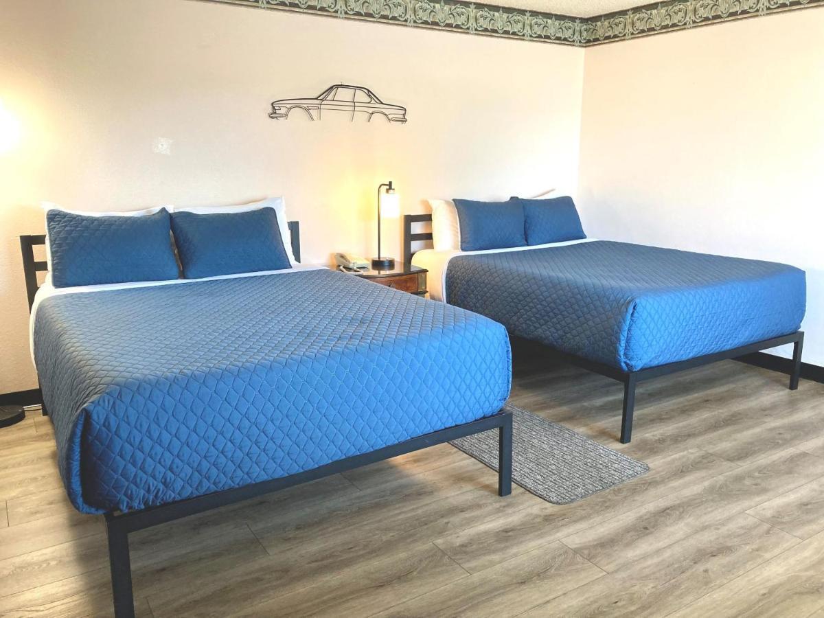 Coast Riders Hotel San Simeon
