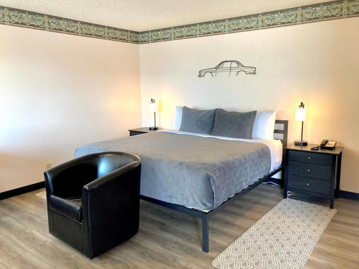 Coast Riders Hotel San Simeon